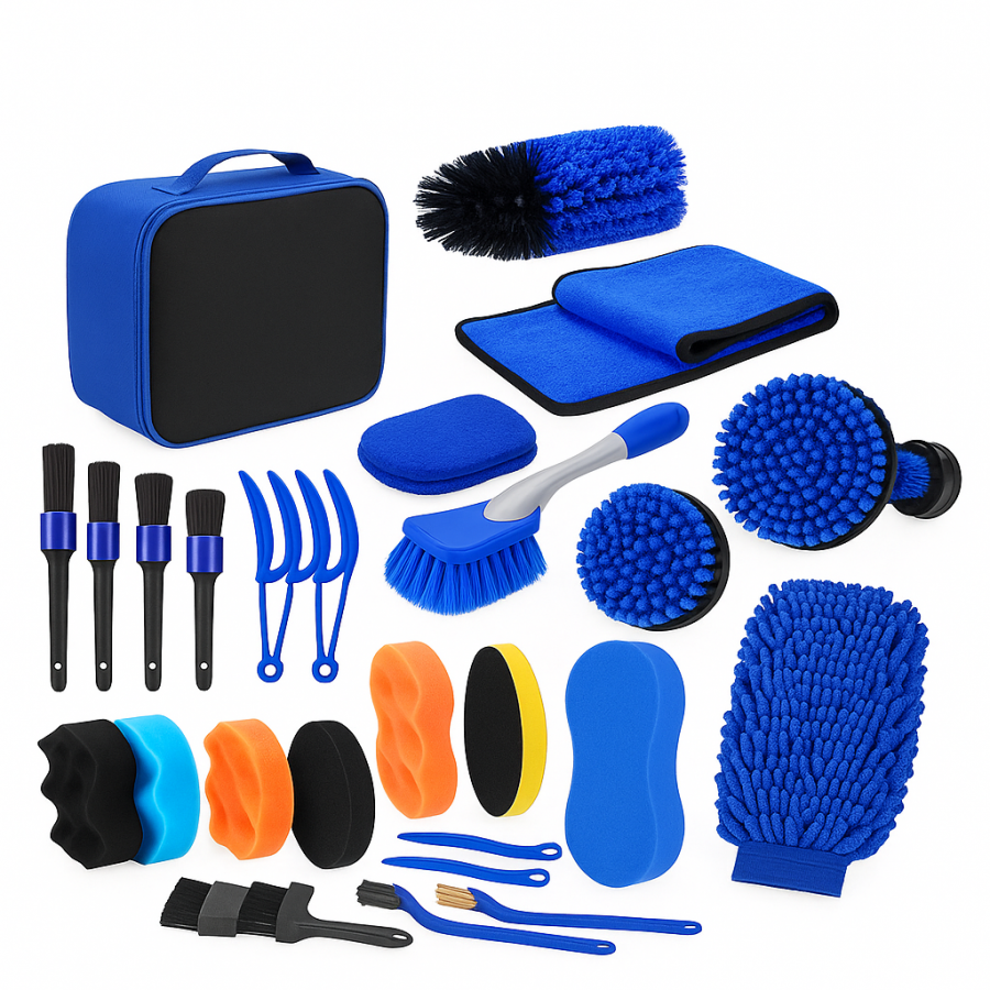 Комплект для мойки, очистки и полировки автомобиля CS-002 (20 предметов в сумке)